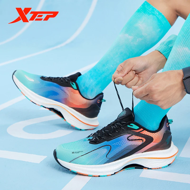 

Мужские кроссовки для бега Xtep Teng Yue, летняя дышащая легкая амортизирующая спортивная обувь, повседневные кроссовки 878319110001