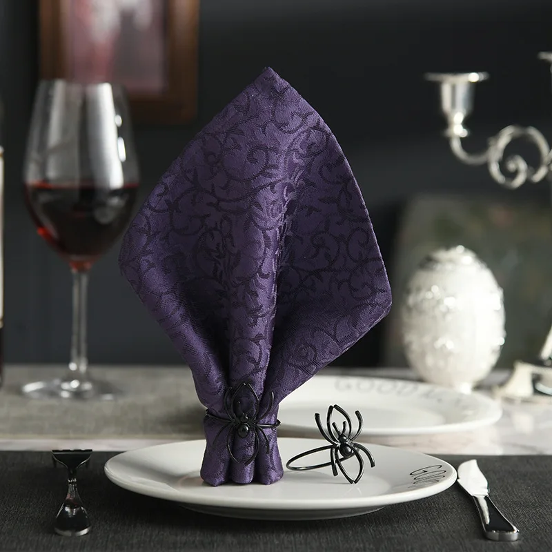 4PCS/Metal black spider napkin ring Halloween napkin ring Western table decoration refers to the family cocktail party
4PCS/Metal black spider napkin ring Halloween napkin ring Western table decoration refers to the family cocktail party
