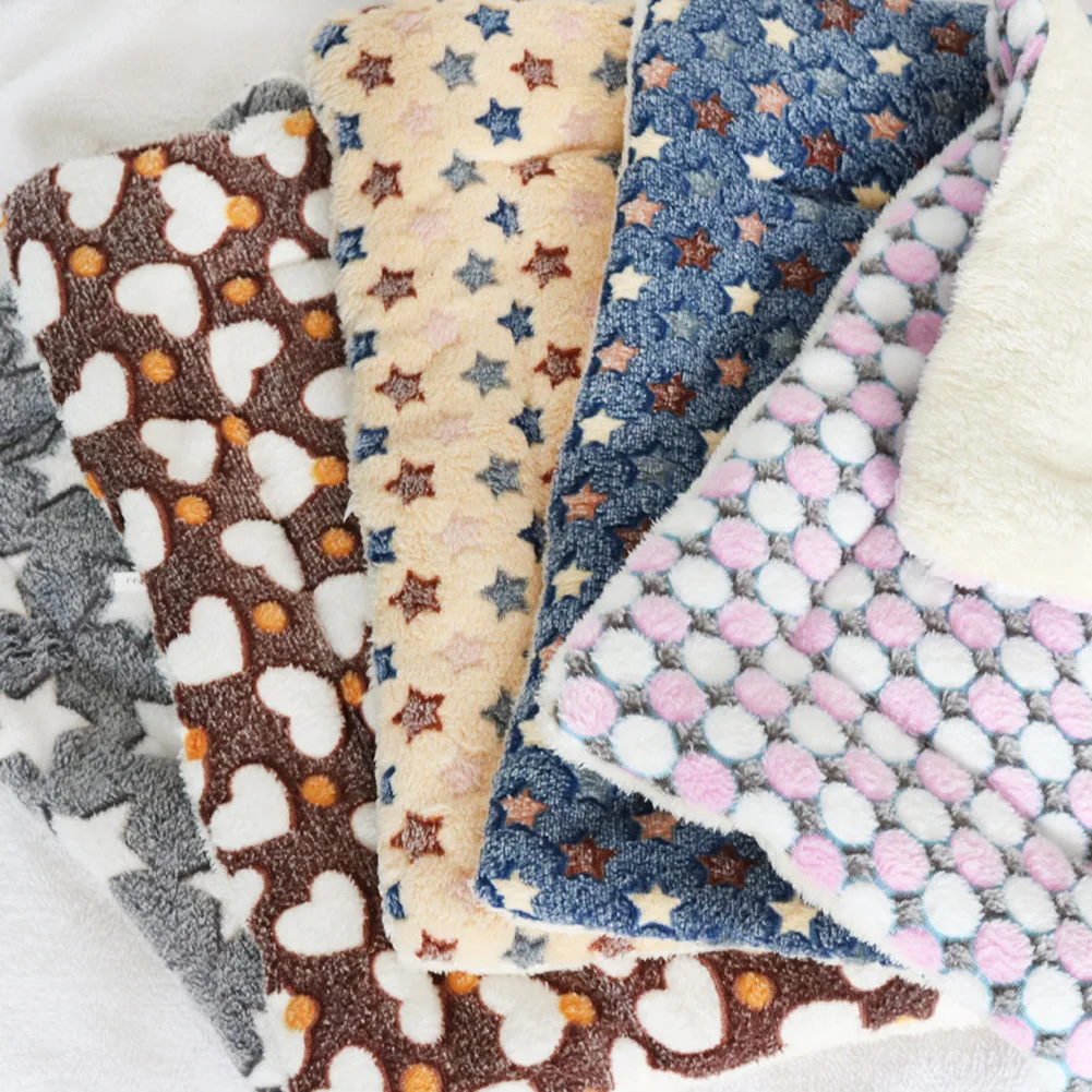 Pet Soft Pet Blanket Winter Dog Cat Bed Mat Foot Print Warm Sleeping Mattress Small Medium Large Coral Fleece Pet Supplies
Pet Soft Pet Blanket Winter Dog Cat Bed Mat Foot Print Warm Sleeping Mattress Small Medium Large Coral Fleece Pet Supplies