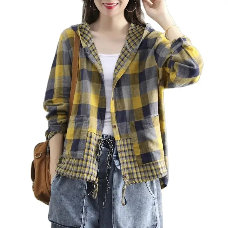Women's Jackets Spring Summer Hooded Plaid Shirt Jacket New Retro Cotton Yarn Casual Thin Sunscreen Outerwear Tops Female 2022
Women's Jackets Spring Summer Hooded Plaid Shirt Jacket New Retro Cotton Yarn Casual Thin Sunscreen Outerwear Tops Female 2022