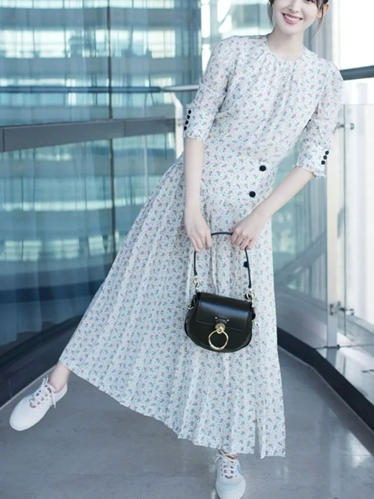 Women Floral Print Midi Dress 2022 Summer O-Neck Slim Waist Short Sleeve Ladies Fashion Long Pleated Robes Clothes
Women Floral Print Midi Dress 2022 Summer O-Neck Slim Waist Short Sleeve Ladies Fashion Long Pleated Robes Clothes