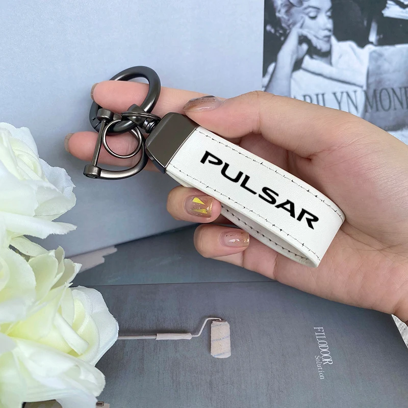 Top Layer Cowhide Key Chain Car Accessories For Nissan Pulsar N14 N15 N16 C13 1990-2016 2017 2018 2019 2020
Top Layer Cowhide Key Chain Car Accessories For Nissan Pulsar N14 N15 N16 C13 1990-2016 2017 2018 2019 2020