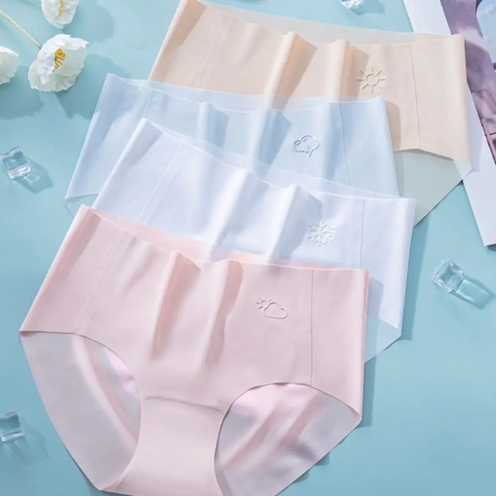 Japanese Underpants Lovely Mid-waist Solid Color For Girls Women Panties Ice Silk Korean Underwear Sweet Briefs
Japanese Underpants Lovely Mid-waist Solid Color For Girls Women Panties Ice Silk Korean Underwear Sweet Briefs
