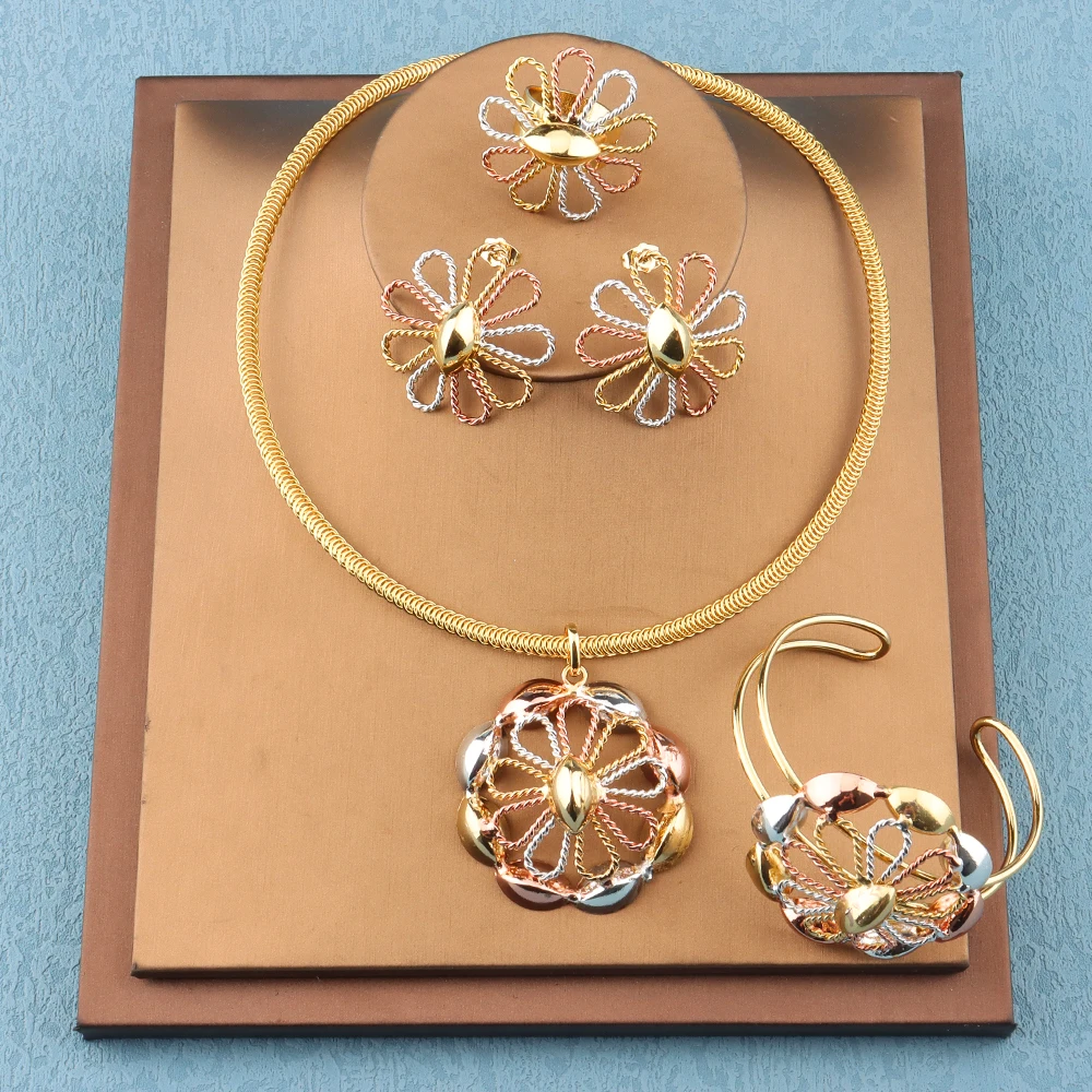 Wedding Jewelry Sets of Classic Elegance Vintage Modern Women's Necklaces Earrings Bracelet Ring Fashion Jewelry for Woman
Wedding Jewelry Sets of Classic Elegance Vintage Modern Women's Necklaces Earrings Bracelet Ring Fashion Jewelry for Woman