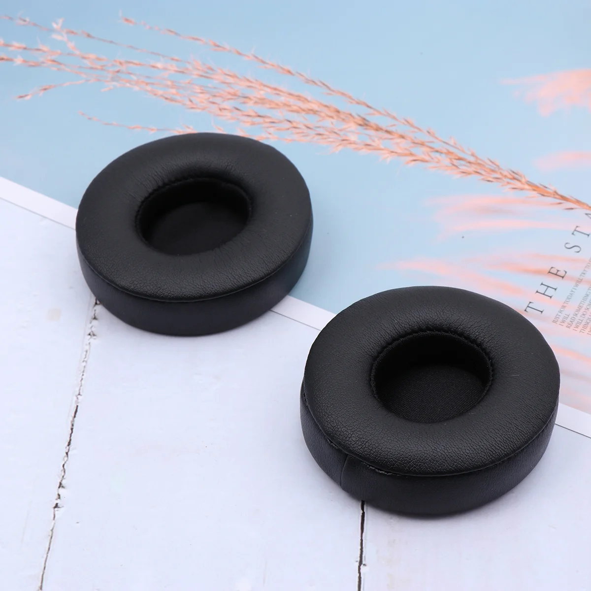 2 PCS Ear Pads Premium Comfortable Headset Covers Pads Cushions Compatible with Beats 2
2 PCS Ear Pads Premium Comfortable Headset Covers Pads Cushions Compatible with Beats 2