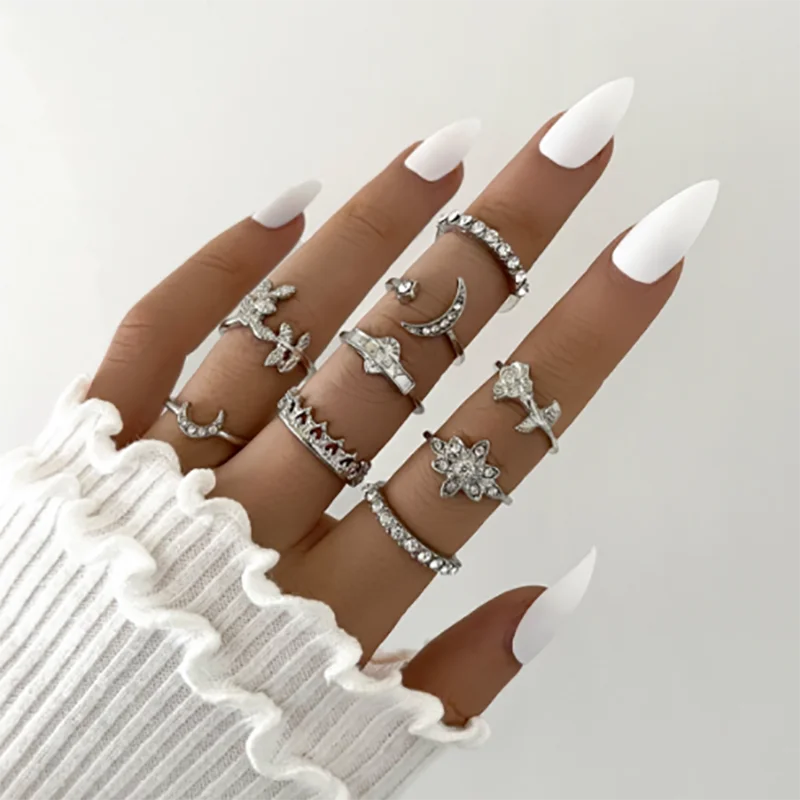 Moon Star Leaf Ring Set Rhinestone Antique Gold Silver Knuckle Finger Midi Ring for Women Punk Style Streetwear Fashion Jewelry
Moon Star Leaf Ring Set Rhinestone Antique Gold Silver Knuckle Finger Midi Ring for Women Punk Style Streetwear Fashion Jewelry