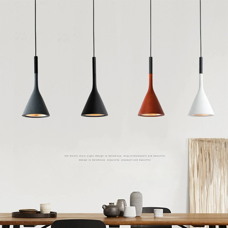 Nordic restaurant bedside chandelier bedroom simple creative personality small chandelier modern minimalist chandelier
Nordic restaurant bedside chandelier bedroom simple creative personality small chandelier modern minimalist chandelier