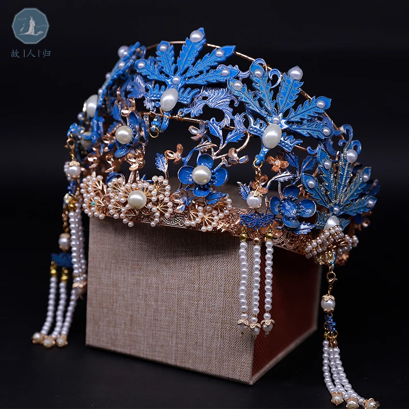 3 Colors Traditional Chinese Style Headgear Ming Dynasty Classical Phoenix Coronet Wedding Accessories Jeweled Fringe Earrings
3 Colors Traditional Chinese Style Headgear Ming Dynasty Classical Phoenix Coronet Wedding Accessories Jeweled Fringe Earrings