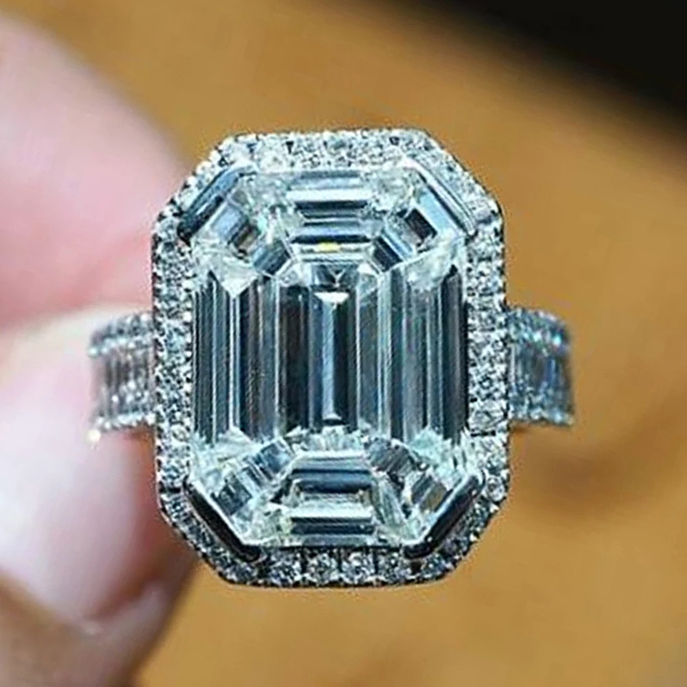 Huitan Geometric Shape Cubic Zirconia Crystal Rings for Women Luxury Engagement Wedding Bands Accessory Temperament Lady Jewelry
Huitan Geometric Shape Cubic Zirconia Crystal Rings for Women Luxury Engagement Wedding Bands Accessory Temperament Lady Jewelry