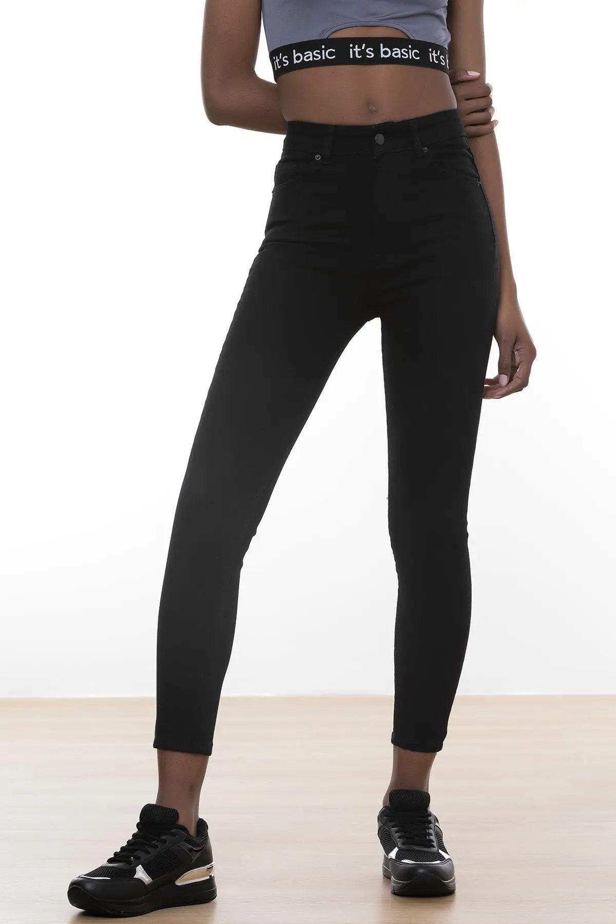 Women's Jean Black Color Super Lycra Slim Fit Full Length Straight Pant Streetwear Female Buttons Zipper Ladies
Women's Jean Black Color Super Lycra Slim Fit Full Length Straight Pant Streetwear Female Buttons Zipper Ladies