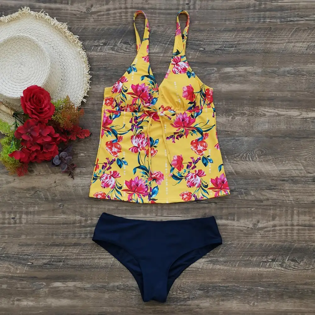 2Pcs/Set Stylish Women Swimsuit Floral Print Ladies Women Tankini Off Shoulder Wireless Split Bikini
2Pcs/Set Stylish Women Swimsuit Floral Print Ladies Women Tankini Off Shoulder Wireless Split Bikini
