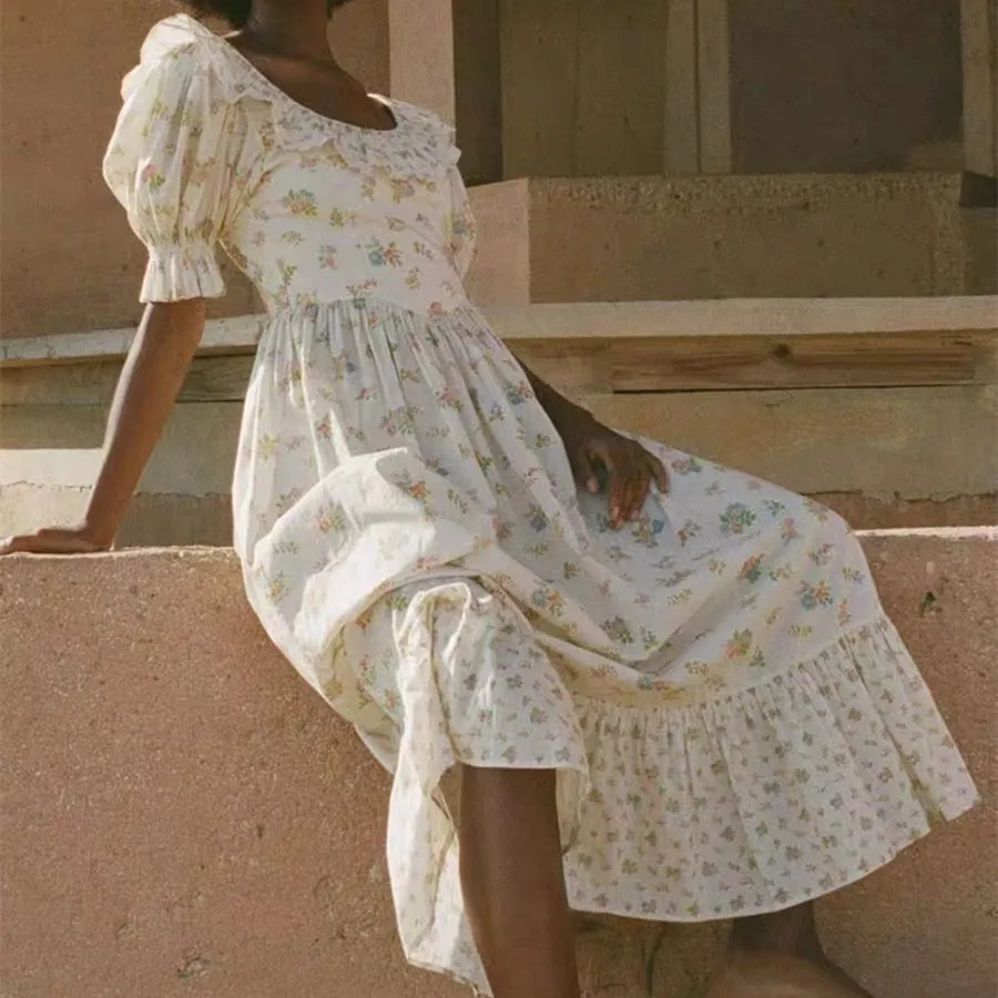 Women 100% Cotton Ruffled Neck Prairie Chic Puff Short Sleeve Floral Printed 2023 Summer Long Dress
Women 100% Cotton Ruffled Neck Prairie Chic Puff Short Sleeve Floral Printed 2023 Summer Long Dress