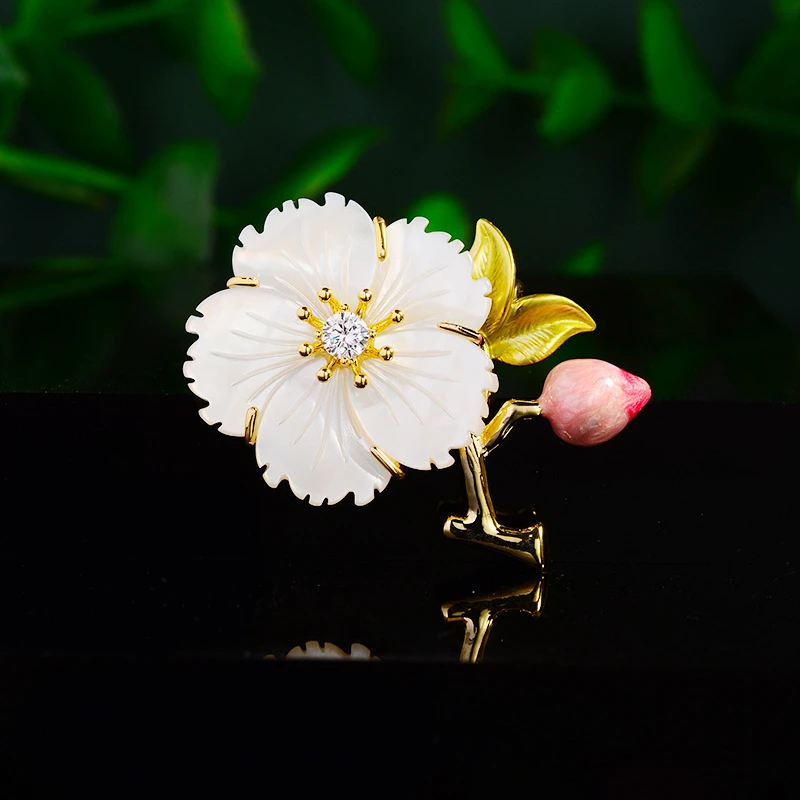 

Unique Elegant Pink Peach Blossom Women Brooches Pins Natural Fritillary Flower Brooch High-grade Retro Suit Female Broche Pin