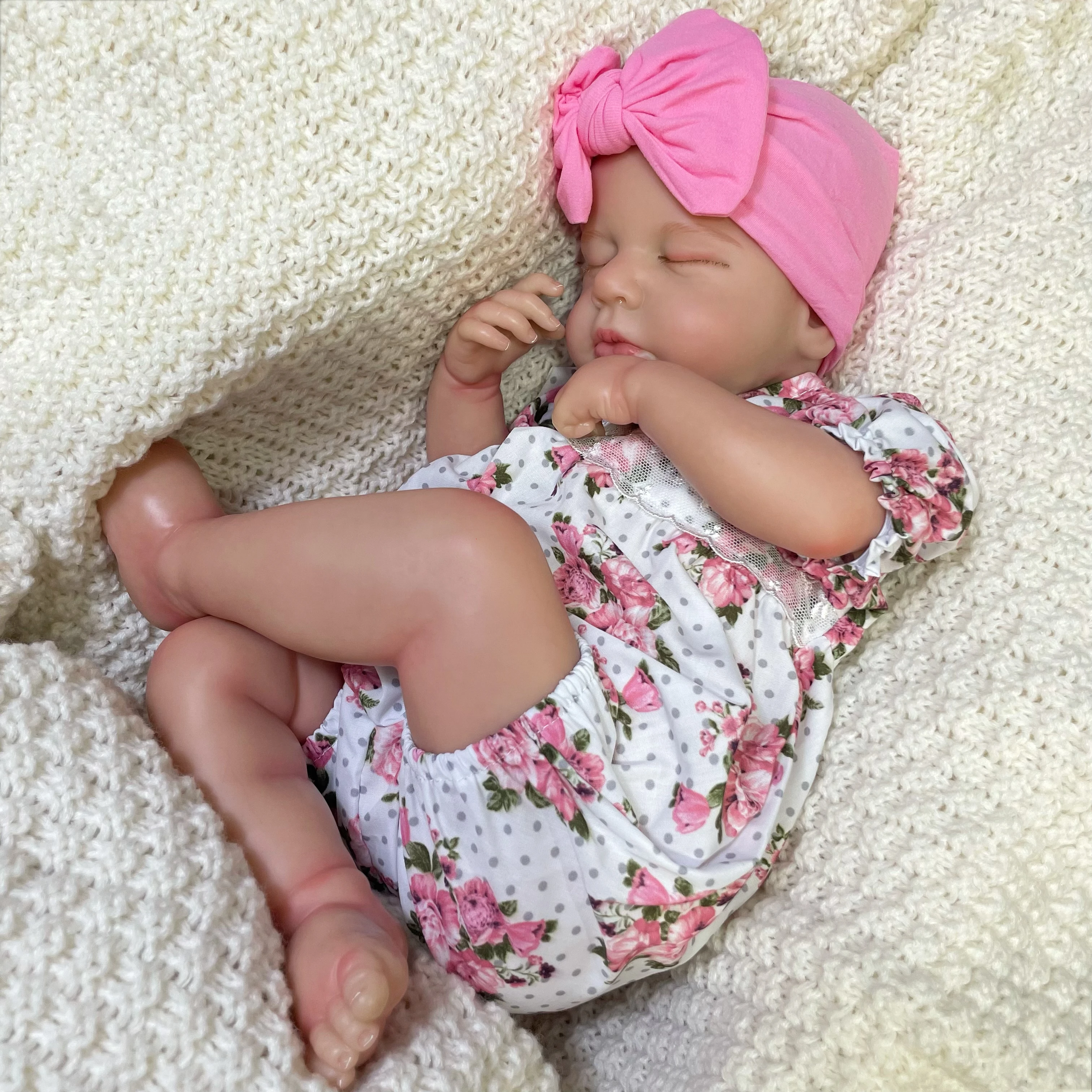 50CM Already Painted Finished Reborn Baby Dolls LouLou Sleeping Newborn High Quality Handmade Toy Christmas Gift For Kids Girl
50CM Already Painted Finished Reborn Baby Dolls LouLou Sleeping Newborn High Quality Handmade Toy Christmas Gift For Kids Girl