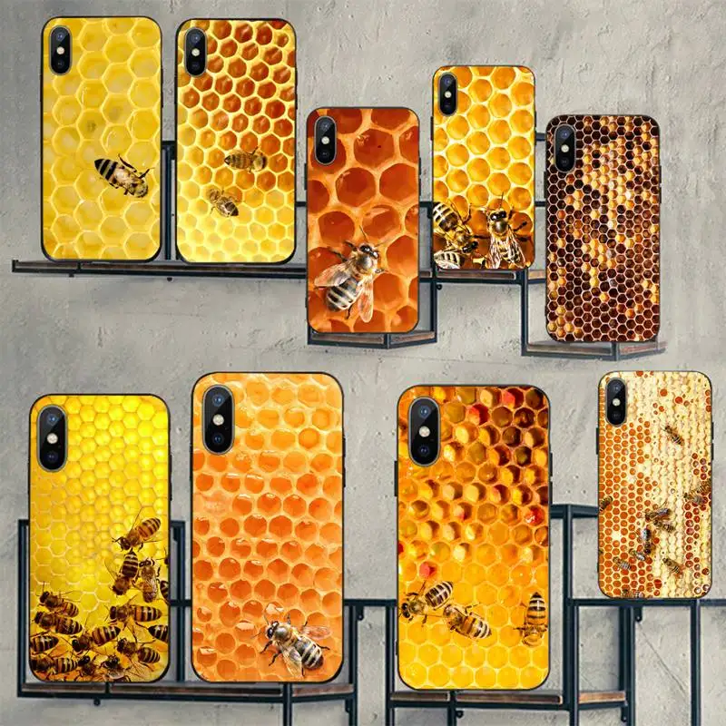 Bumble Bee Honeycomb Phone Case for iPhone 7 8 11 12 13 mini pro X XS XR MAX Plus
Bumble Bee Honeycomb Phone Case for iPhone 7 8 11 12 13 mini pro X XS XR MAX Plus