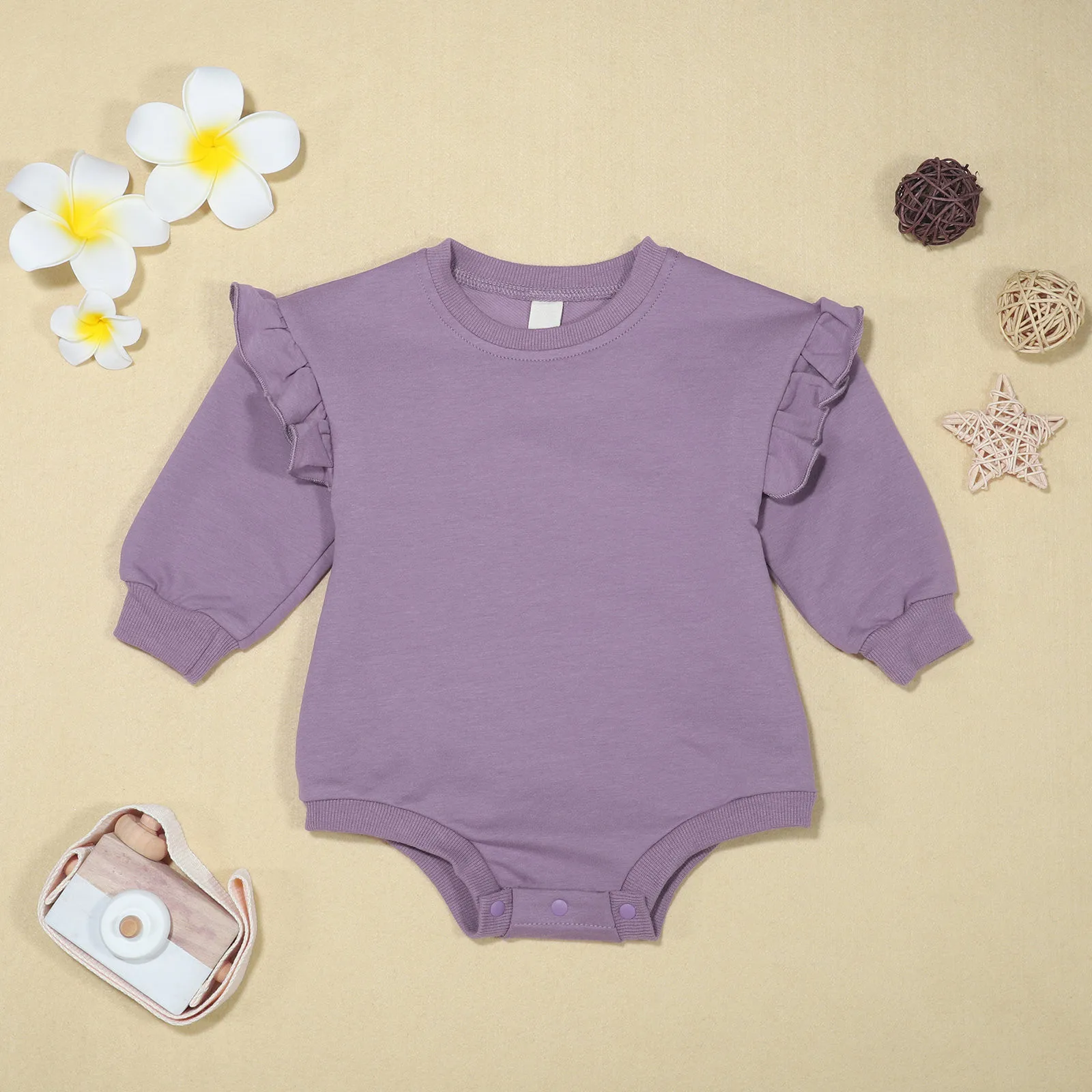Spring Autumn Newborn Baby Clothes Solid Color Ruffles Long Sleeve O-neck Loose Sweatshirts Bodysuits Rompers Jumpsuits Overalls
Spring Autumn Newborn Baby Clothes Solid Color Ruffles Long Sleeve O-neck Loose Sweatshirts Bodysuits Rompers Jumpsuits Overalls