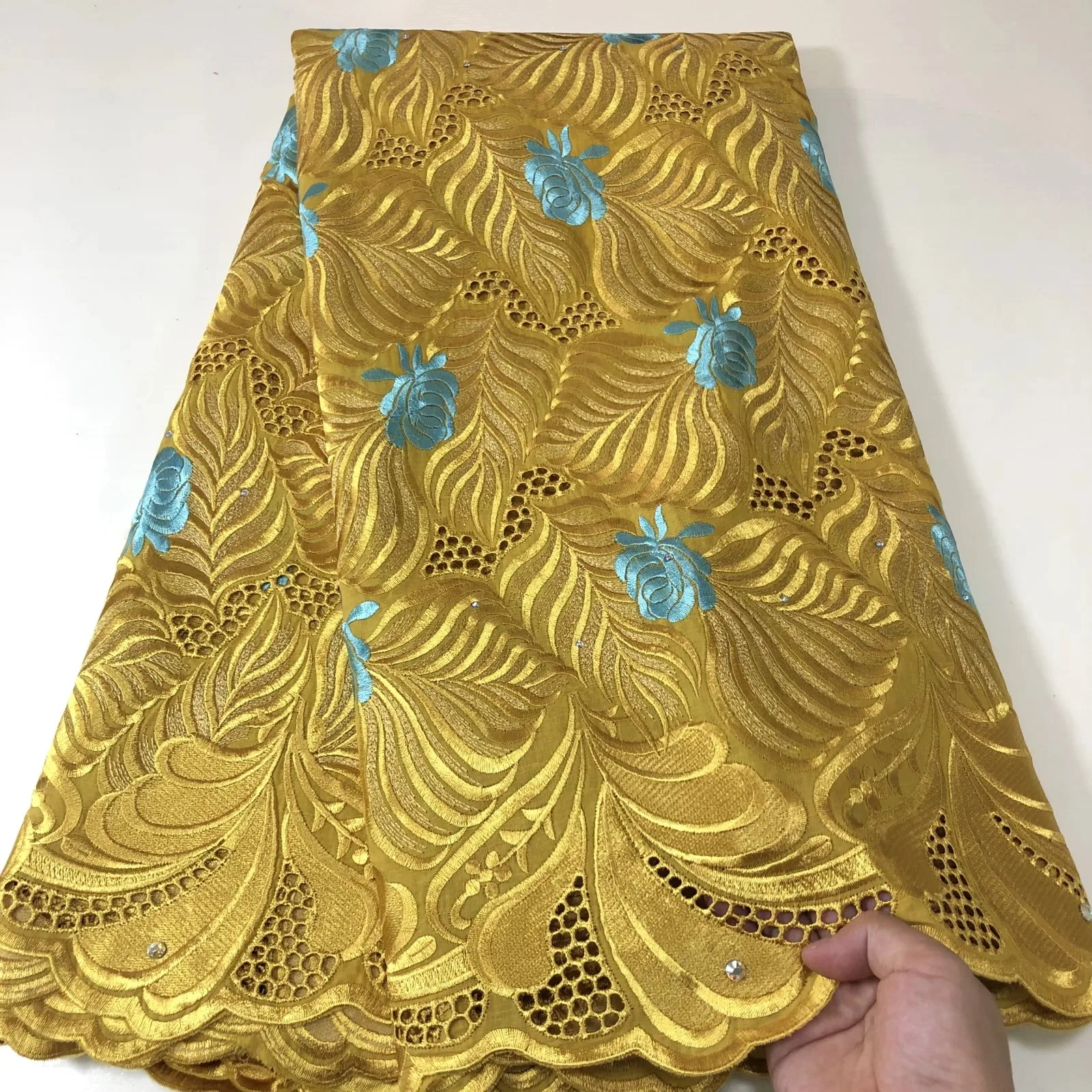 Mysterious and Gorgeous African Lace Fabric 5 Yards High Quality DIY Cotton Lace with Stone Flowers Tissus en Dentelle JSSC43
Mysterious and Gorgeous African Lace Fabric 5 Yards High Quality DIY Cotton Lace with Stone Flowers Tissus en Dentelle JSSC43