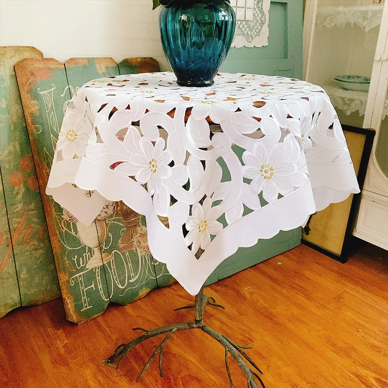 

Country embroidered fabric hollow tablecloth, coffee tablecloths, bedside table, dustproof