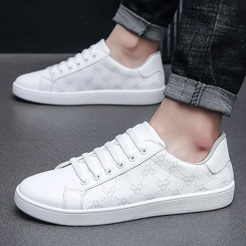 Men's Leather Casual Running Shoes Summer Platform Fashion Trend 2022 Low top Breathable Skateboard Shoes white shoes
Men's Leather Casual Running Shoes Summer Platform Fashion Trend 2022 Low top Breathable Skateboard Shoes white shoes