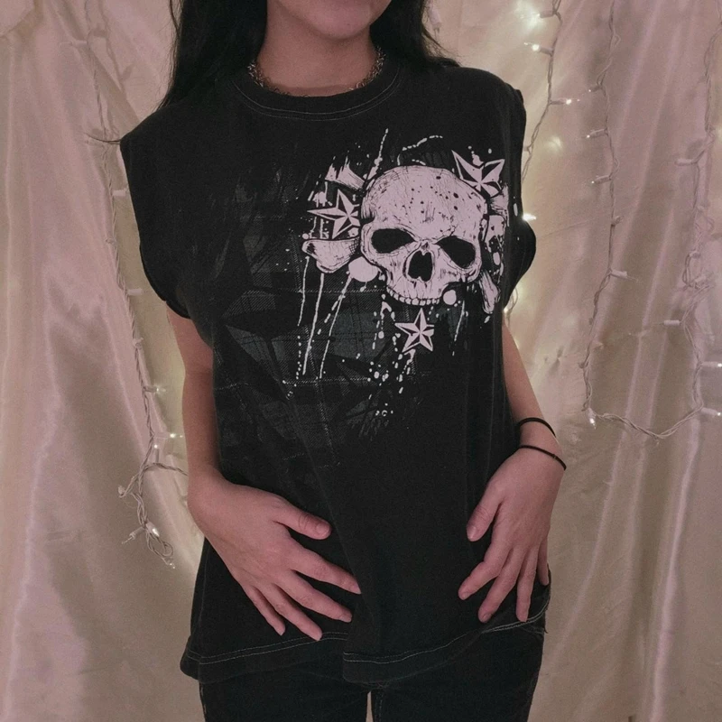 E-girl Skulls Graphics Tank Tops Dark Academia Mall Goth Sleevelss Vest Harajuku Grunge 90s Vintage Black Tops Y2K Streetwear
E-girl Skulls Graphics Tank Tops Dark Academia Mall Goth Sleevelss Vest Harajuku Grunge 90s Vintage Black Tops Y2K Streetwear