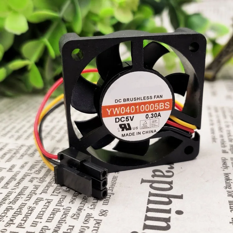 Новый оригинальный YW04010005BS 4010 5V 0.30A 4 см вентилятор охлаждения шасси
Новый оригинальный YW04010005BS 4010 5V 0.30A 4 см вентилятор охлаждения шасси