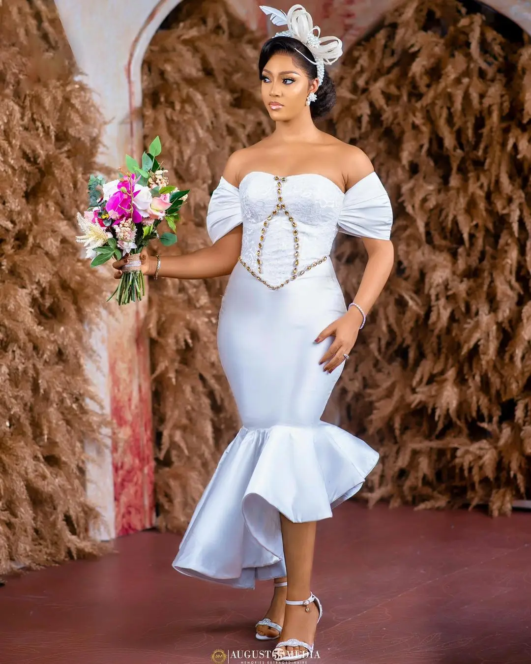 Aso Ebi Mermaid Wedding Dresses Elegant Off Shoulder Short Sleeves Bridal Dress High low Stain Bridal Gowns vestido de noiva
Aso Ebi Mermaid Wedding Dresses Elegant Off Shoulder Short Sleeves Bridal Dress High low Stain Bridal Gowns vestido de noiva