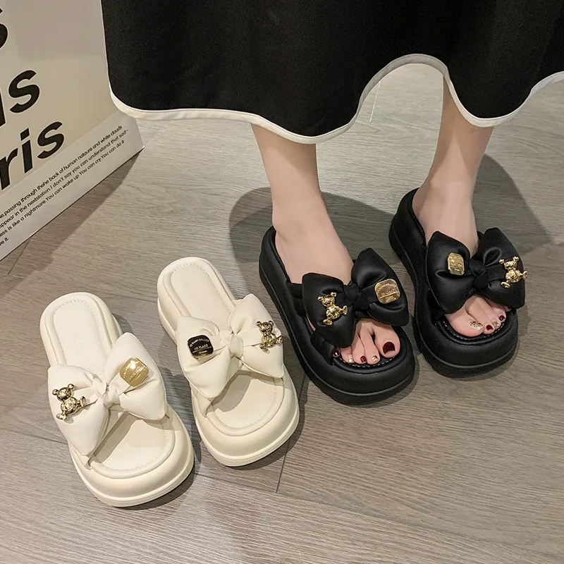 Шлепанцы женские домашние на платформе, мягкие сланцы, плоская подошва, с бантом-бабочкой, лето 2023
Шлепанцы женские домашние на платформе, мягкие сланцы, плоская подошва, с бантом-бабочкой, лето 2023
