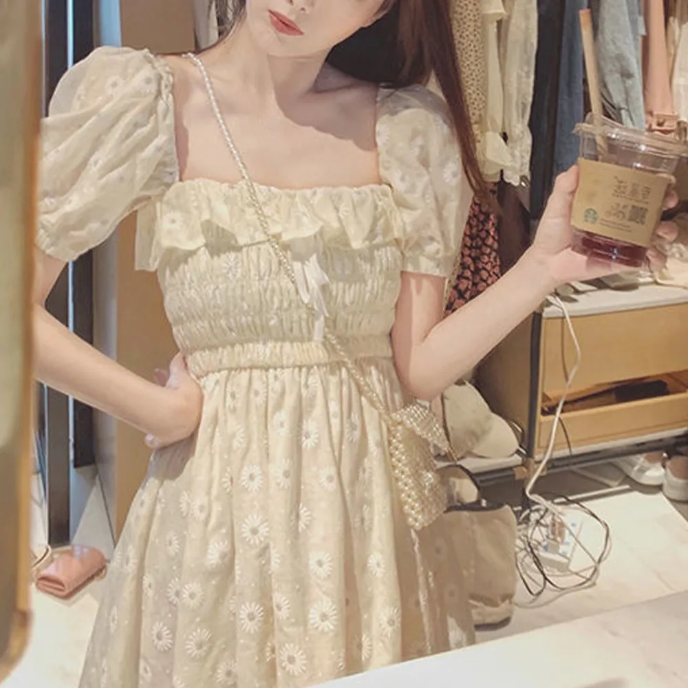 Puffed Sleeves Square Dress French Sexy Sweet Slim A-line Shirring Elegant Korean Gril Daisy Floral Print Mini Dresses
Puffed Sleeves Square Dress French Sexy Sweet Slim A-line Shirring Elegant Korean Gril Daisy Floral Print Mini Dresses