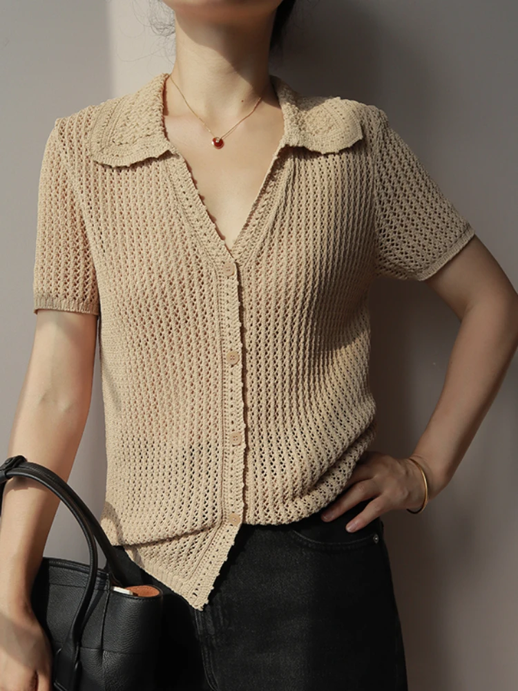 2022 Summer Women Crochet Lapel Collar V-neck Khaki Knitted Shirts Franch Pairs Fashion
2022 Summer Women Crochet Lapel Collar V-neck Khaki Knitted Shirts Franch Pairs Fashion