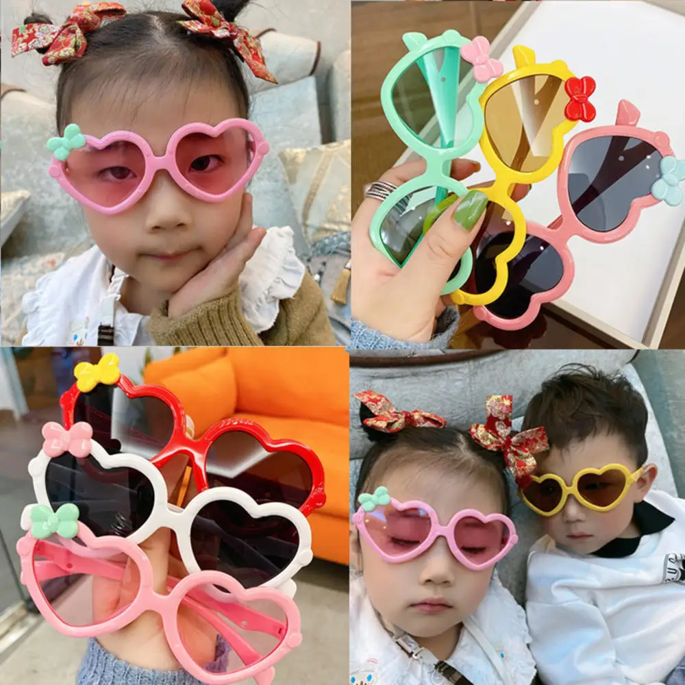 Kids Peach Heart Sunglasses Love Sunglasses European And American Trend Frameless Conjoined Sunglasses Dazzling Color Glasses
Kids Peach Heart Sunglasses Love Sunglasses European And American Trend Frameless Conjoined Sunglasses Dazzling Color Glasses