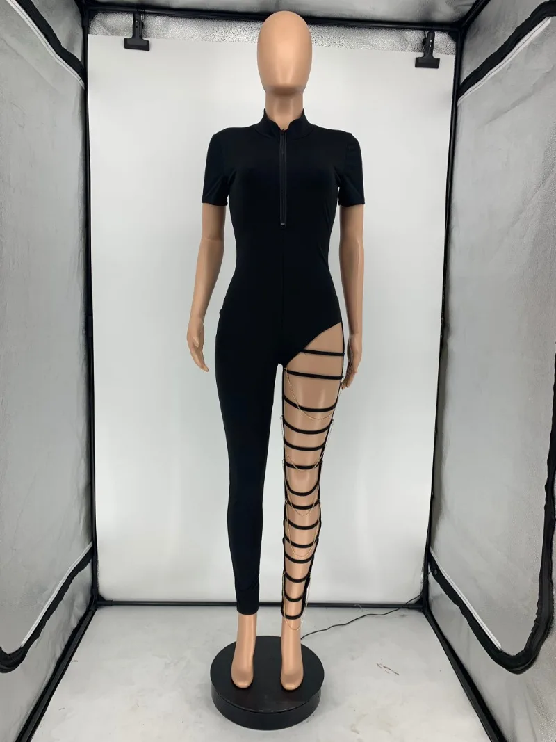 Black Jumpsuit Summer Short Sleeve Front Zipper Women Sexy Leg Chain Hollow Out Skinny Jumpsuit Night Overall Club for Women
Black Jumpsuit Summer Short Sleeve Front Zipper Women Sexy Leg Chain Hollow Out Skinny Jumpsuit Night Overall Club for Women