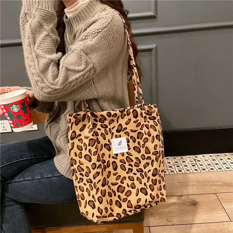 Bags for Women Corduroy Snap Button Shoulder Bag Large Capacity Reusable Shopping Bag Literary Buckle Tote Female Handbags 2022
Bags for Women Corduroy Snap Button Shoulder Bag Large Capacity Reusable Shopping Bag Literary Buckle Tote Female Handbags 2022