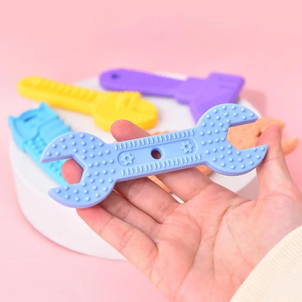 4Pcs/5Pcs High-quality Toddler Baby Hammer Wrench Shape Silicone Chewing Toy Baby Chewing Toy Smooth Edge Easy to Clean
4Pcs/5Pcs High-quality Toddler Baby Hammer Wrench Shape Silicone Chewing Toy Baby Chewing Toy Smooth Edge Easy to Clean