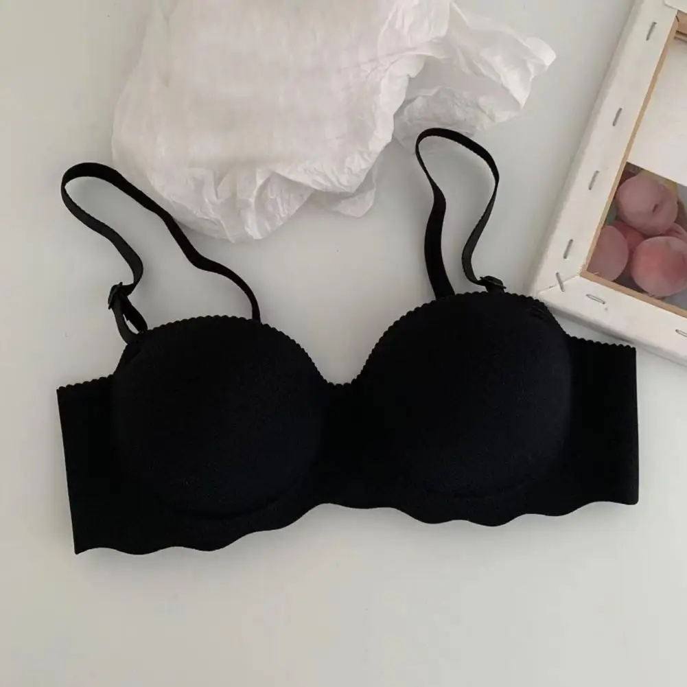 Lady Soft Bra Soft Breathable Elastic Push Up Sports Bra with Adjustable Straps Seamless Padded Breast Support for Women's
Lady Soft Bra Soft Breathable Elastic Push Up Sports Bra with Adjustable Straps Seamless Padded Breast Support for Women's