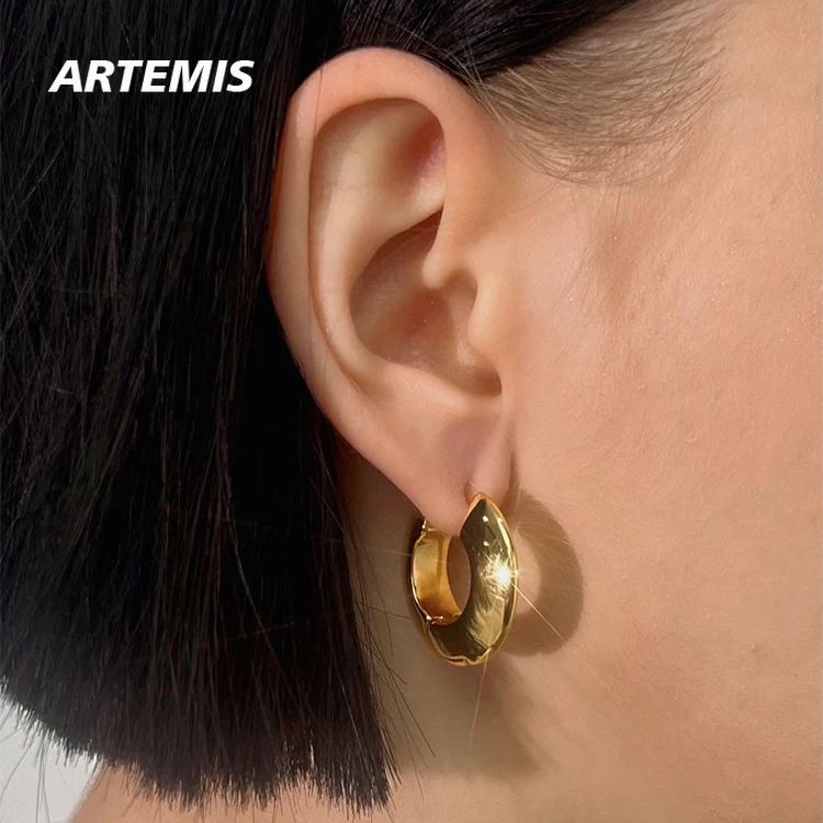 Europe Fashion Brand Designer Circular Geometric 18K Gold Plated Silver Earrings Women High Quality Jewelry Trend
Europe Fashion Brand Designer Circular Geometric 18K Gold Plated Silver Earrings Women High Quality Jewelry Trend