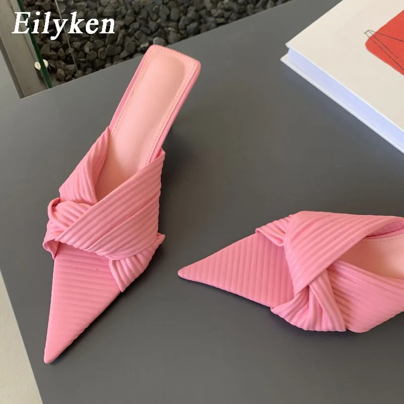 Eilyken/плиссированные женские тапочки; Коллекция 2023 года; Сезон лето; Тонкие босоножки на низком каблуке; Дизайнерские вечерние с острым носком; Женская обувь 
Eilyken/плиссированные женские тапочки; Коллекция 2023 года; Сезон лето; Тонкие босоножки на низком каблуке; Дизайнерские вечерние с острым носком; Женская обувь