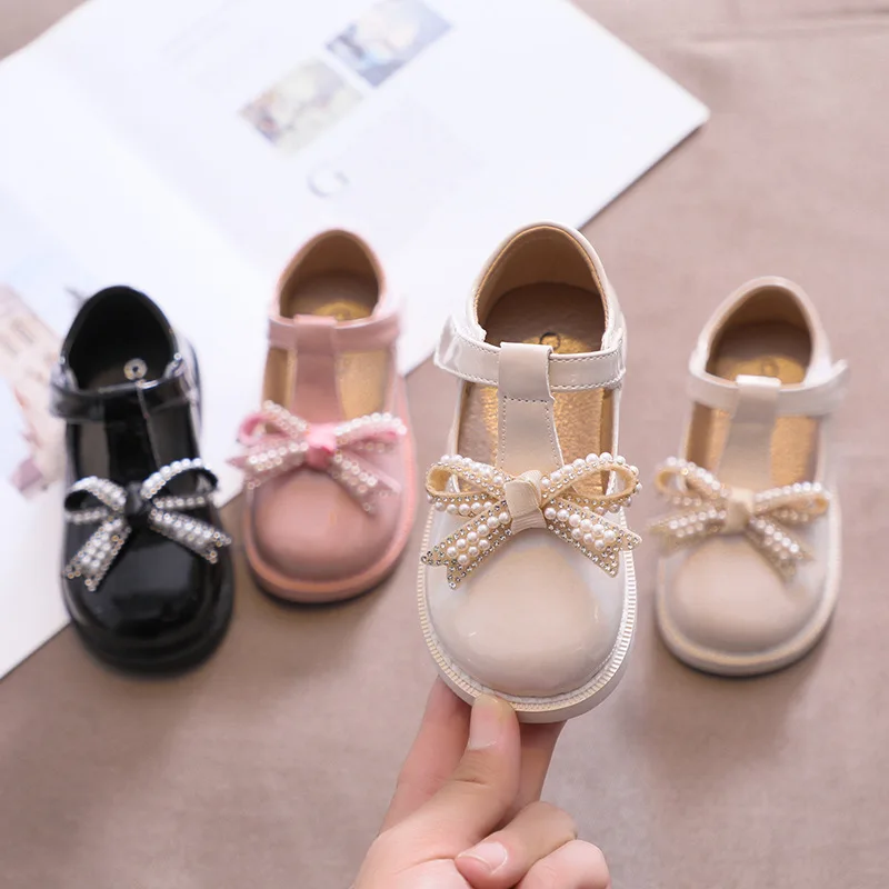 Patent Leather Girls Princess Shoes 2022 Spring Autumn New Baby Children Casuals Shoe Pearl Bow Fashion Soft Bottom Kids Flats
Patent Leather Girls Princess Shoes 2022 Spring Autumn New Baby Children Casuals Shoe Pearl Bow Fashion Soft Bottom Kids Flats