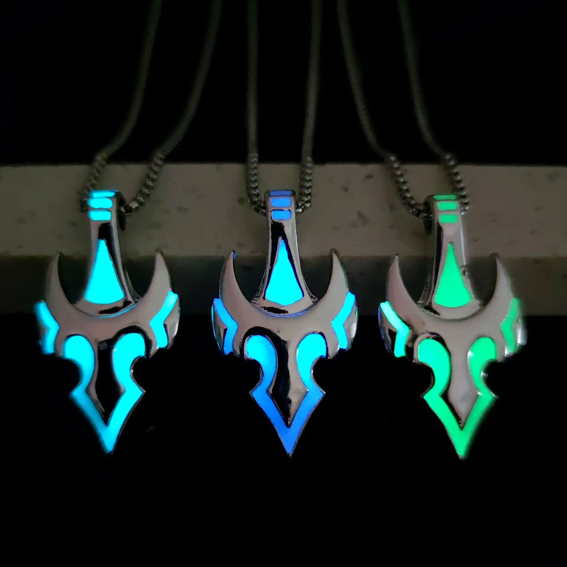 WANGAIYAO new fashion trend Gothic will glow flame ship anchor hipster male necklace street hip hop punk style permanent glow pe
WANGAIYAO new fashion trend Gothic will glow flame ship anchor hipster male necklace street hip hop punk style permanent glow pe