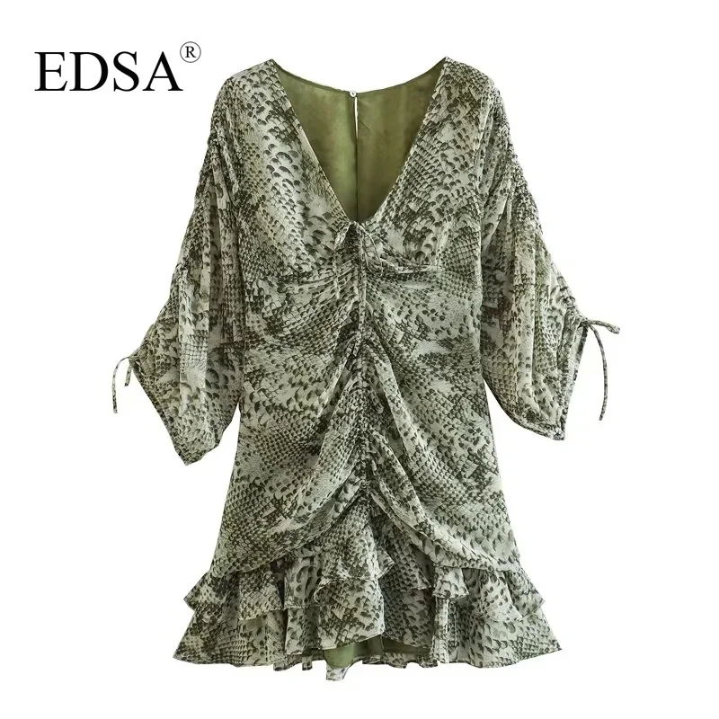 Мини-платье с драпировкой и V-образным вырезом, на пуговицах
Мини-платье с драпировкой и V-образным вырезом, на пуговицах