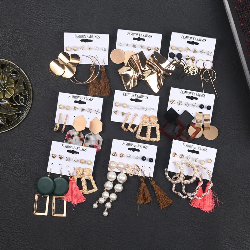 2022 European and American Earrings Combination Set Simple Hollow Pearl Tassel Exaggerated Large
2022 European and American Earrings Combination Set Simple Hollow Pearl Tassel Exaggerated Large