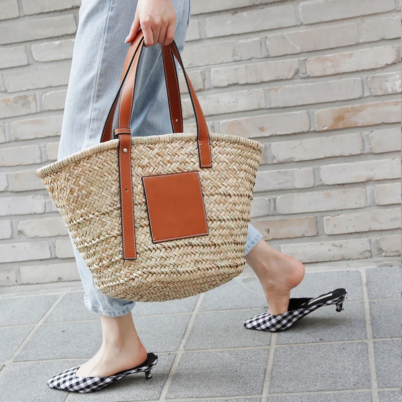 Casual Rattan Large Capacity Tote Designer Wicker Woven Women Handbags Summer Beach Bali Straw Bag Lady Travel Big Basket Purse 
Casual Rattan Large Capacity Tote Designer Wicker Woven Women Handbags Summer Beach Bali Straw Bag Lady Travel Big Basket Purse