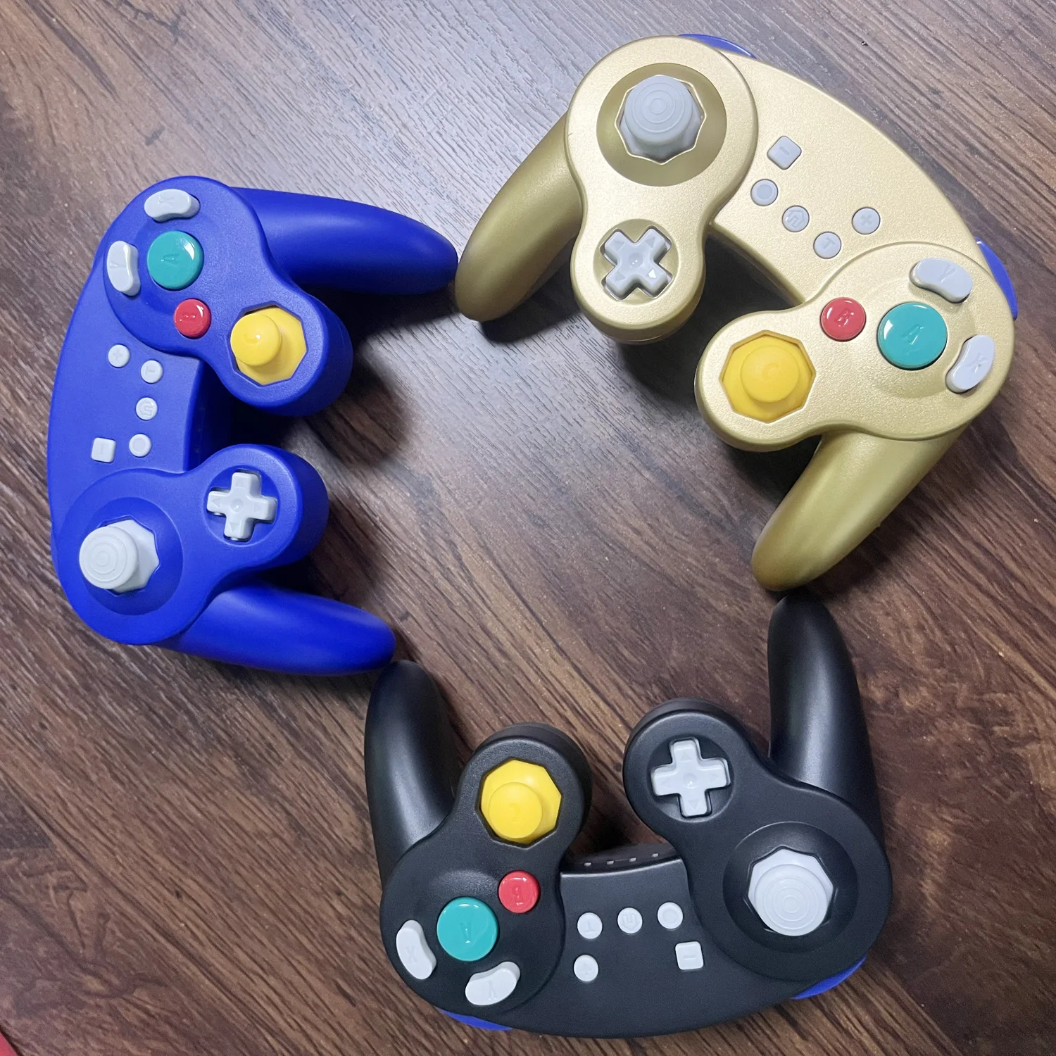 Обновленный переключатель контроллера Exlene gamecube, беспроводной переключатель контроллера, джойстик, геймпад для Nintendo switch/Lite/Windows,wakeup
Обновленный переключатель контроллера Exlene gamecube, беспроводной переключатель контроллера, джойстик, геймпад для Nintendo switch/Lite/Windows,wakeup