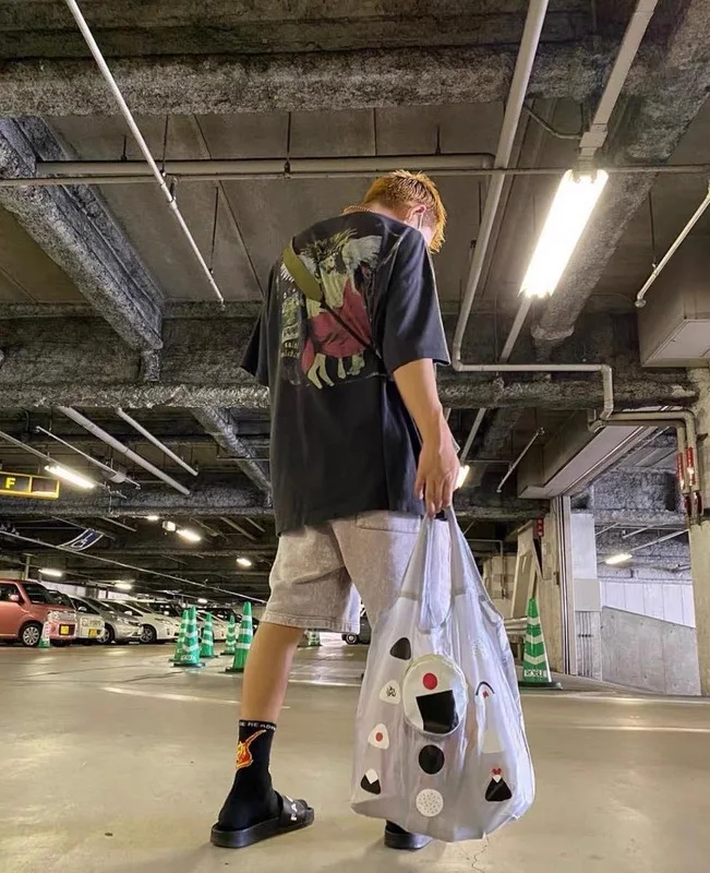 2021 Top Quality Vintage Print Tee Men Women Couple Cotton T-Shirt Hip Hop High Street Oversize T Shirt
2021 Top Quality Vintage Print Tee Men Women Couple Cotton T-Shirt Hip Hop High Street Oversize T Shirt