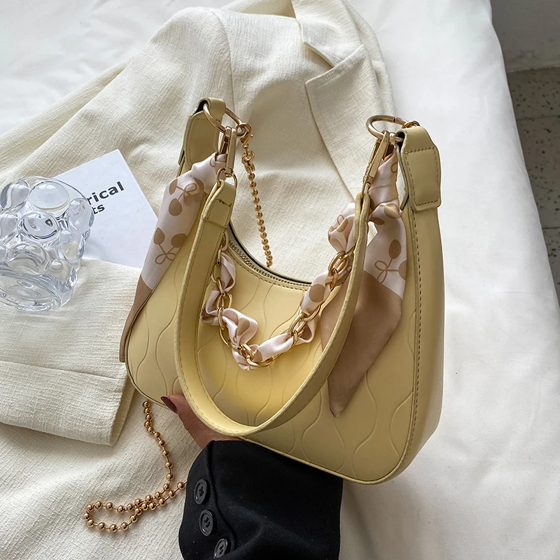chain women's bag 2022 trend half-moon luxury designer handbag pu leather Female bag shoulder messenger bag with free shipping
chain women's bag 2022 trend half-moon luxury designer handbag pu leather Female bag shoulder messenger bag with free shipping