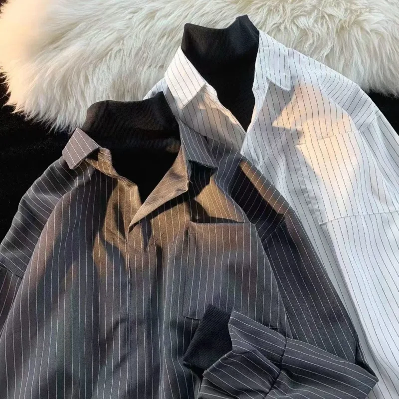 Vertical Japan Korea Style Fake Two Piece Sets Striped T-shirt Men's Long-sleeved Square Neck Loose Spring Summer Shirt Jacket
Vertical Japan Korea Style Fake Two Piece Sets Striped T-shirt Men's Long-sleeved Square Neck Loose Spring Summer Shirt Jacket
