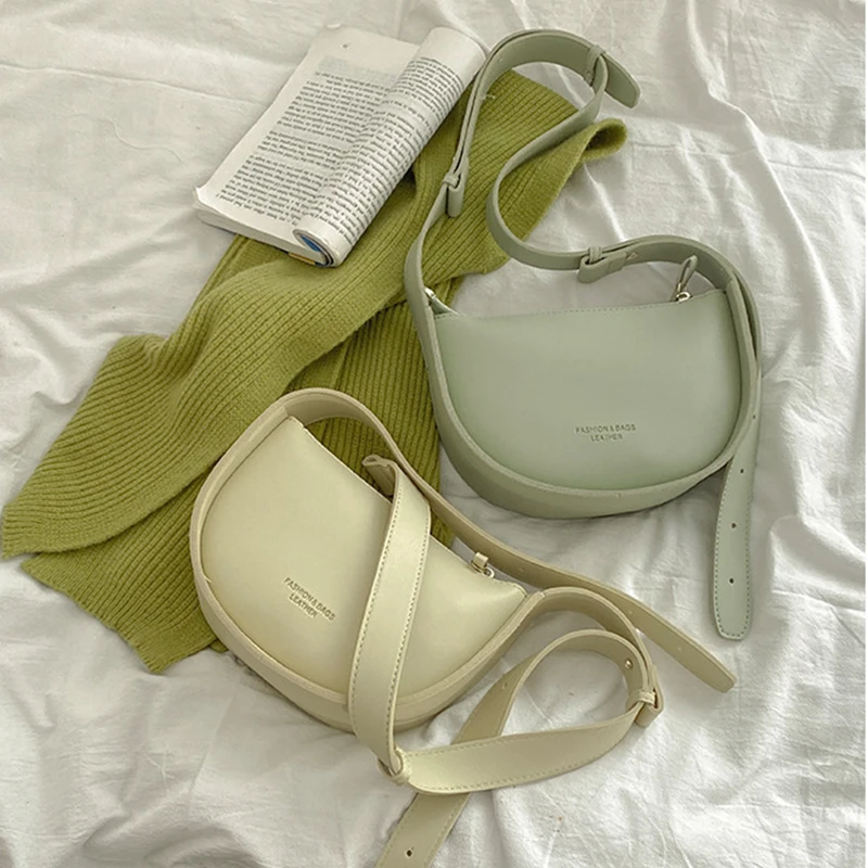 Маленькие сумки через плечо для женщин, тренды 2022, модные брендовые дизайнерские дамские сумочки с регулируемым широким ремешком 
Маленькие сумки через плечо для женщин, тренды 2022, модные брендовые дизайнерские дамские сумочки с регулируемым широким ремешком