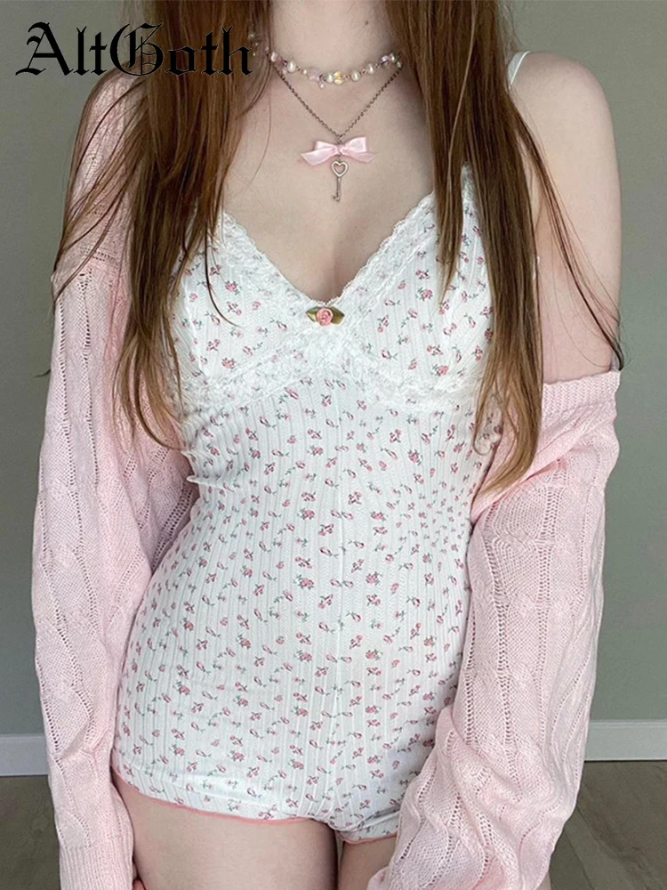 AltGoth Fairycore Grunge Pastel Goth Bodysuit Women Cottagecore Y2k Florals Print Lace Patchwork Spaghetti Strap Bodycon Onesie
AltGoth Fairycore Grunge Pastel Goth Bodysuit Women Cottagecore Y2k Florals Print Lace Patchwork Spaghetti Strap Bodycon Onesie