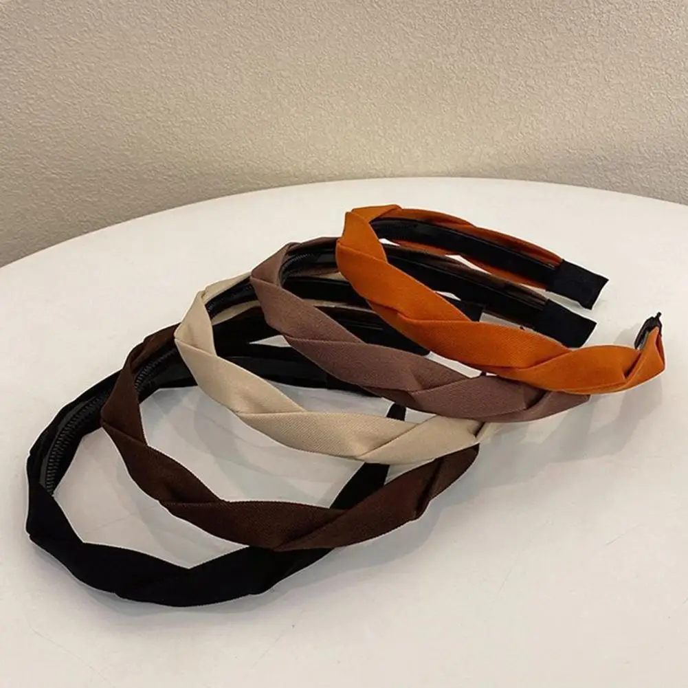 Hair Hoop Non-yellowing Headdress Decorative Fashion Wide Weaving Hairband Hair Band for Dating
Hair Hoop Non-yellowing Headdress Decorative Fashion Wide Weaving Hairband Hair Band for Dating