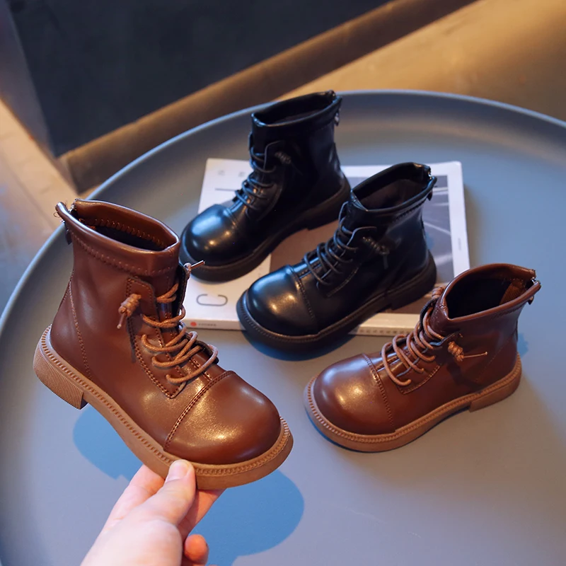 Free Shipping Microfiber Leather Girls Ankle Boots Sewing Children Student Fashion Chelsea Shoes Boy Cross Straps Autumn Casual
Free Shipping Microfiber Leather Girls Ankle Boots Sewing Children Student Fashion Chelsea Shoes Boy Cross Straps Autumn Casual