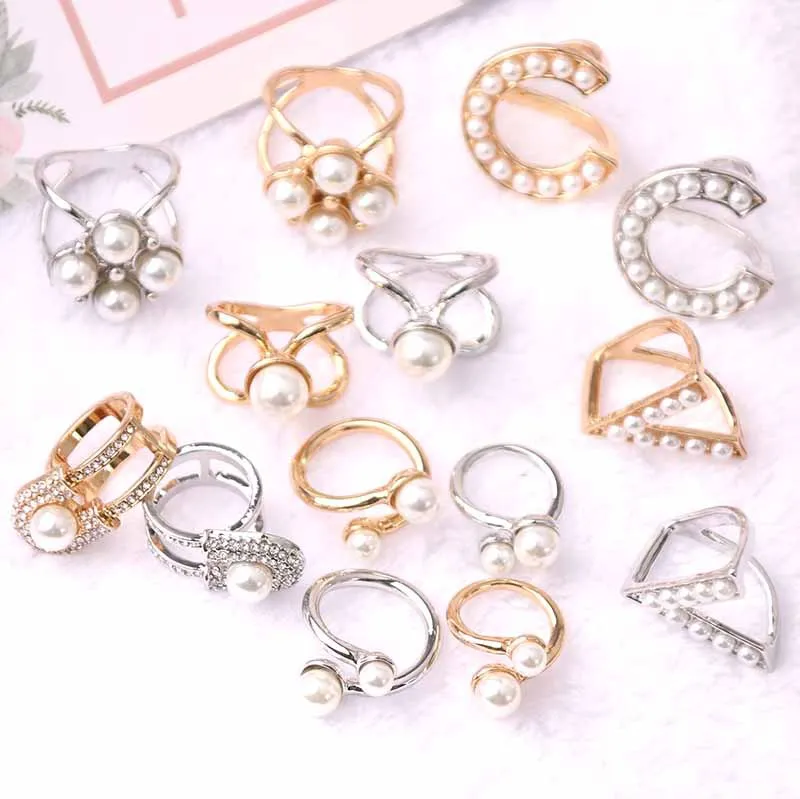 New RoseL New silk scarf clasp pearl clasp Alloy rhinestone silk scarf clasp dual use simple shawl clasp high-grade brooch
New RoseL New silk scarf clasp pearl clasp Alloy rhinestone silk scarf clasp dual use simple shawl clasp high-grade brooch